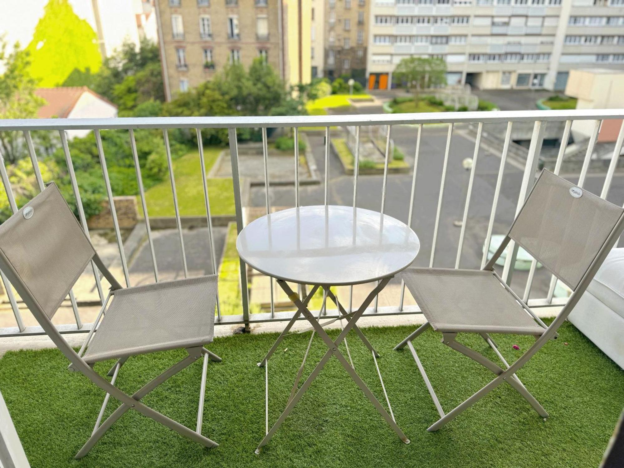 Апартаменты L'Ecrin De La Mairie Коломб Экстерьер фото